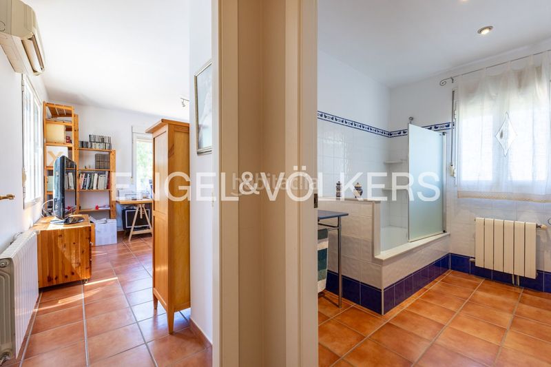 Foto 83fd172b-3b2b-4f0a-ad38-eba7734d085a. Casa amb calefacció aparcament piscina a El Montgó Dénia
