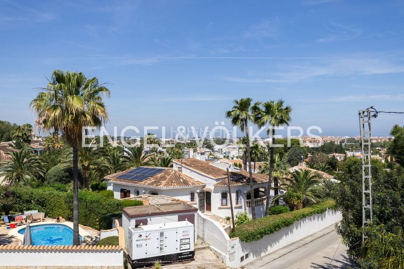 Foto ecdeb5b9-9777-4cf9-ae22-cfeaf91b51b7. Casa amb calefacció aparcament piscina a El Montgó Dénia