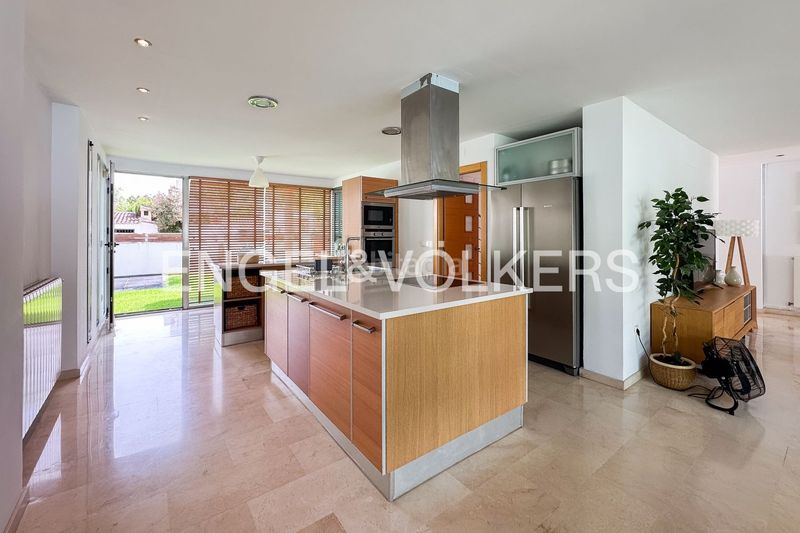 Foto 16002489-800d-47db-ab9d-4cbdf96746da. Alquiler casa excepcional residencia de lujo con piscina privada en Sagunt