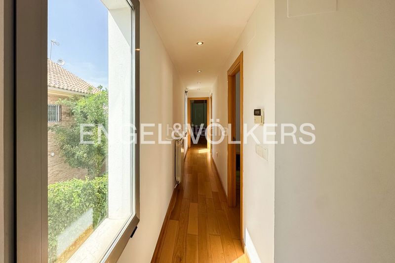 Foto 3f6d4206-362c-4a19-b0aa-03b28c836c20. Alquiler casa excepcional residencia de lujo con piscina privada en Sagunt