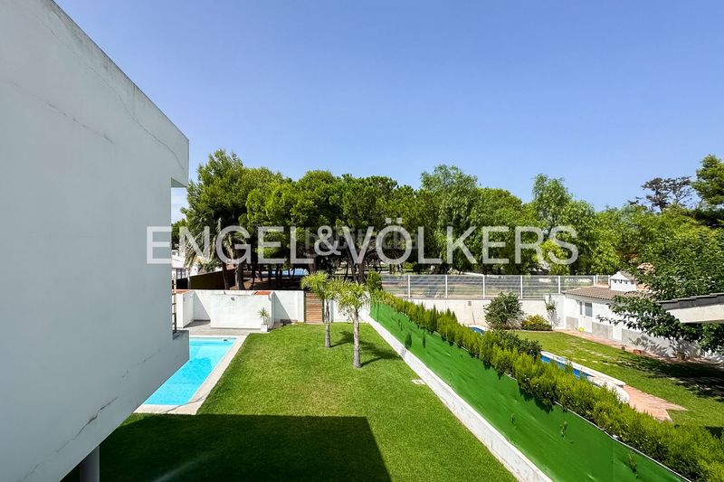 Foto 482322c3-9937-433f-a1fb-48d5b28d553c. Alquiler casa excepcional residencia de lujo con piscina privada en Sagunt