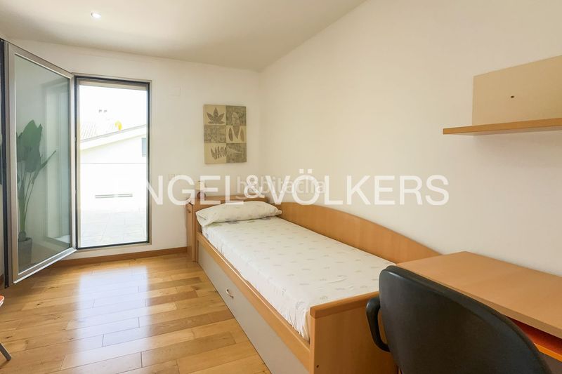 Foto 4db8e1bd-99f3-4b1d-b720-42fdb74a459d. Alquiler casa excepcional residencia de lujo con piscina privada en Sagunt