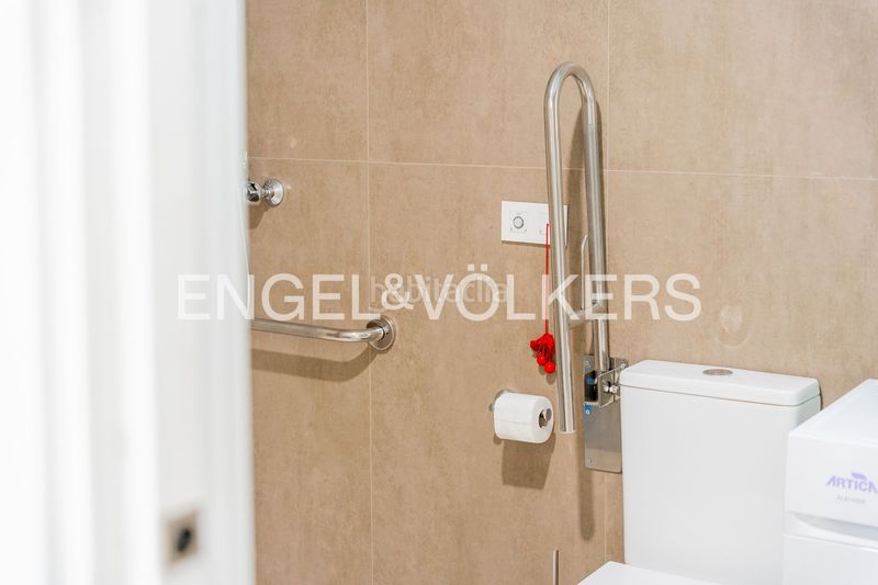 Foto 40af9254-7586-4368-a59a-d1e78096a5e0. Pis amb calefacció a Ciutat Jardí Valencia