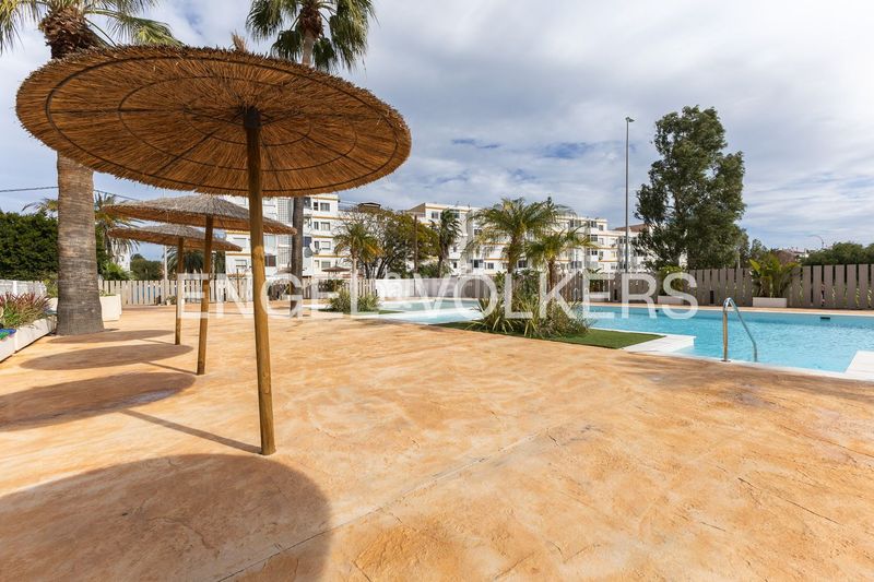 Foto 42e87fbe-5c25-4da2-8dae-e9c5fd2de511. Àtic amb calefacció piscina a Les Bovetes - La Felicidad Dénia