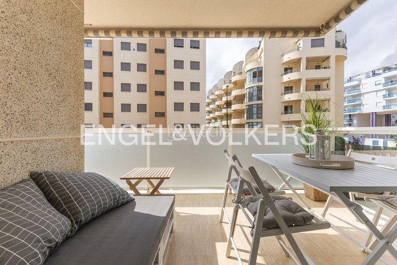 Foto 99dca899-28b3-409e-bdc5-d91e99f7051a. Alquiler piso acogedor piso en urbanización con piscina en Daimús