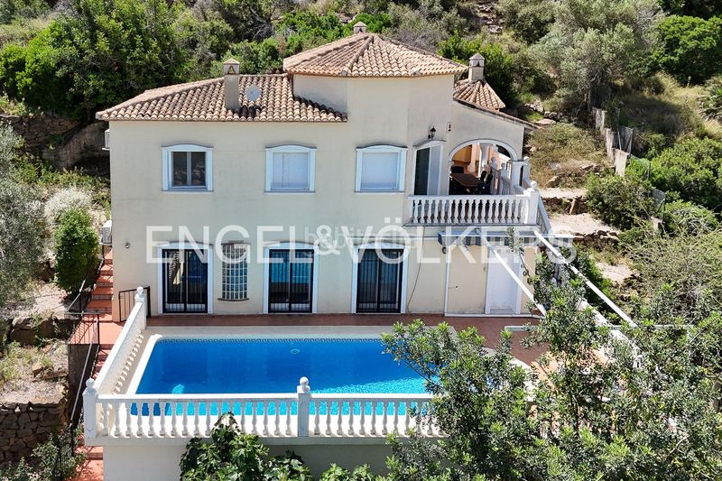 Foto d7f9b4b6-c644-4690-b66d-f34e0a583cec. Casa amb calefacció piscina a Pedreguer