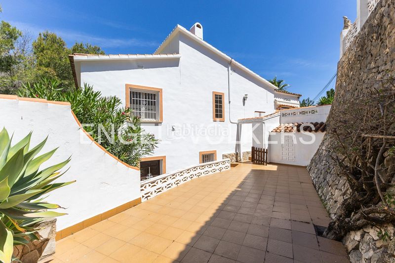 Foto 5b13d0ee-1058-4993-9a36-6fc10365fe14. Casa amb calefacció aparcament piscina a El Montgó Dénia