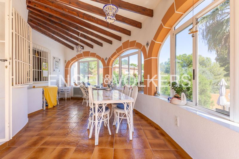 Foto 7f3fccb8-c263-4b8e-b785-82f4a2ec6ee1. Casa amb calefacció aparcament piscina a El Montgó Dénia