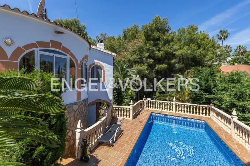 Foto cbf9e8c3-6505-46cd-a19c-bb7aba31061a. Casa amb calefacció aparcament piscina a El Montgó Dénia