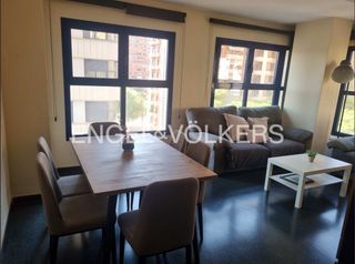 Rent Flat in Ciutat Jardí. Exclusiva vivienda para estudiantes