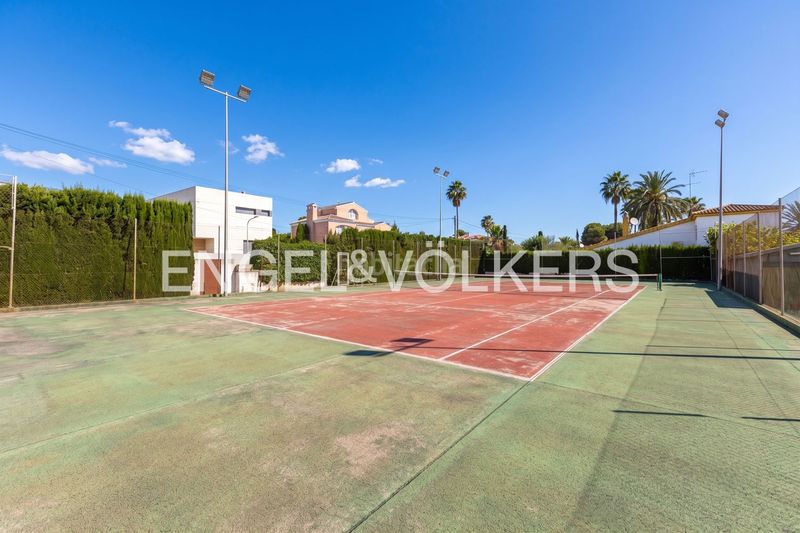 Foto 024c264a-423f-4b1a-8c90-ec1a35743445. Casa amb calefacció aparcament piscina a Olimar-Carambolo-Atalaya de Levante Chiva