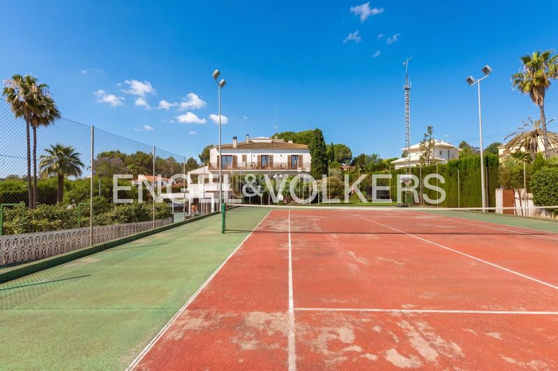 Foto 25138ce6-31a2-4a4c-81d4-a1e9e5c9b09f. Casa amb calefacció aparcament piscina a Olimar-Carambolo-Atalaya de Levante Chiva