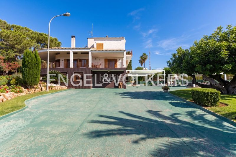 Foto abfa9bb8-e857-40b1-9e79-11e7ee08ff47. Casa amb calefacció aparcament piscina a Olimar-Carambolo-Atalaya de Levante Chiva