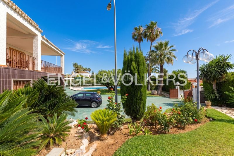 Foto e66eaba4-5a49-4a45-90c3-a9ae9f49b6c5. Casa amb calefacció aparcament piscina a Olimar-Carambolo-Atalaya de Levante Chiva