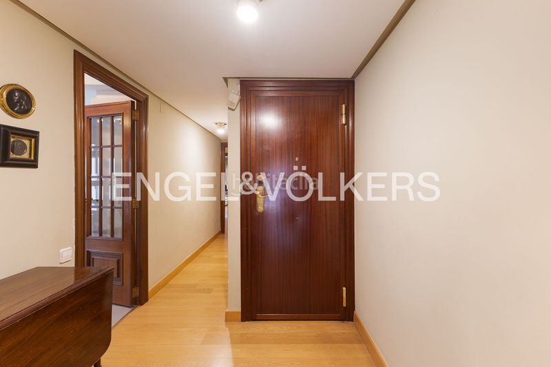 Foto cbc836f2-ae47-43c1-9e55-56f4893678ae. Pis amb calefacció a Jaume Roig Valencia