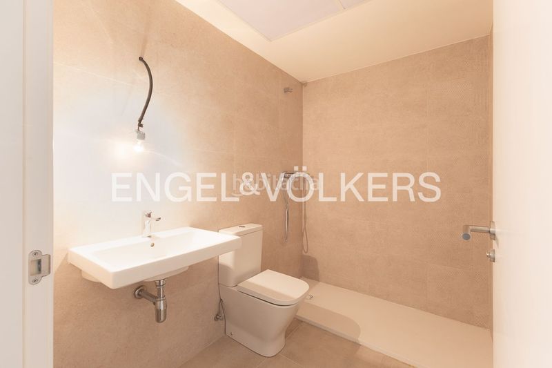 Foto 4dd894db-6987-4d57-9fba-bcc946b3baf0. Pis amb calefacció aparcament piscina a Safranar Valencia