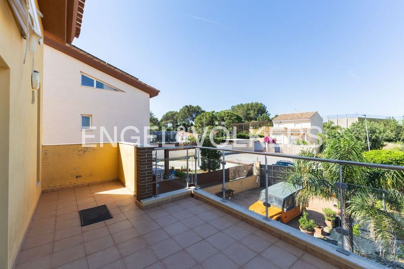 Foto 3b85a4b2-ef4a-423d-9d10-21e823309011. Casa amb calefacció a La Conarda-Montesano Bétera