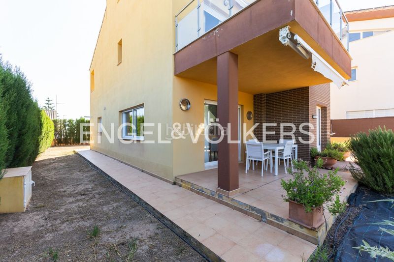 Foto 7400b93f-88f7-4906-acd1-56d0009b2415. Casa amb calefacció a La Conarda-Montesano Bétera