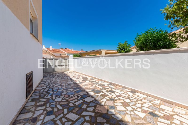 Foto d818e0a3-4835-4eb2-a989-4a9be5155bbd. Casa amb calefacció aparcament a Poblets (els)