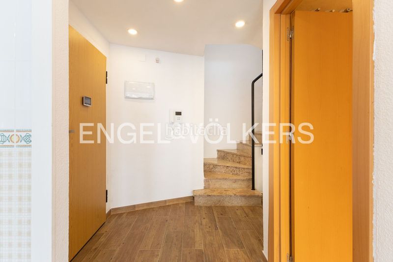 Foto 328a7554-fda2-451a-89d4-b0b2d2a2d2ab. Dúplex amb calefacció aparcament a L´Hort de Senabre Valencia