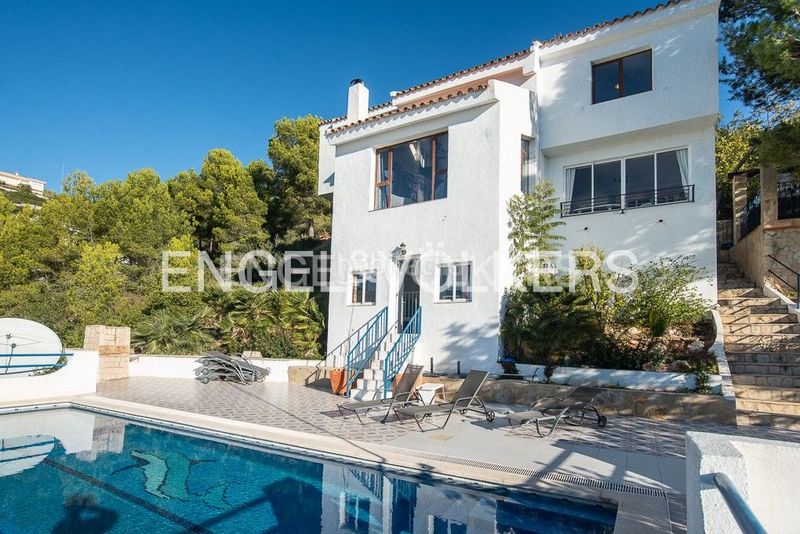 Foto e12bf146-2b5b-4f68-be1d-d95f3b3a4c8f. Casa amb calefacció piscina a Alcossebre