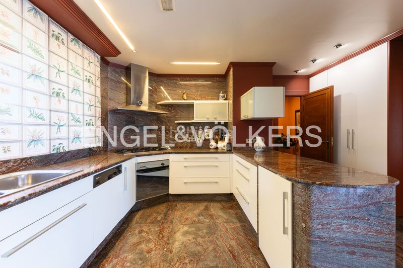 Foto 2e98696f-9365-4904-a884-958eda7739f9. Rent semi detached house with heating parking pool in Oropesa del Mar