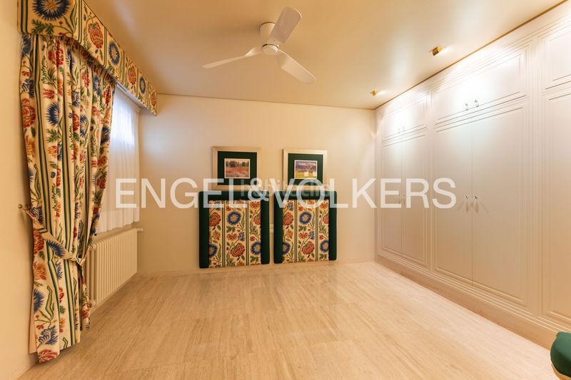 Foto 44a3e6d8-23e7-454a-b076-2f71ef49f470. Rent semi detached house with heating parking pool in Oropesa del Mar