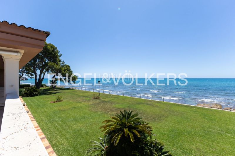 Foto 8c104349-4dbb-4fa1-9a48-628863347322. Rent semi detached house with heating parking pool in Oropesa del Mar