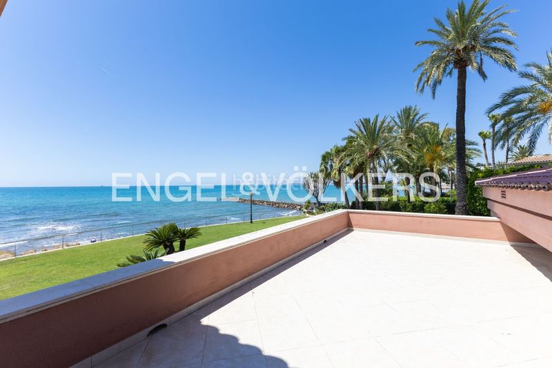 Foto a5150900-8caa-4de2-abd3-9776c8da3951. Rent semi detached house with heating parking pool in Oropesa del Mar