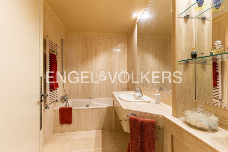 Foto a83dfe7f-db80-4a81-8f4e-98afea252fc4. Rent semi detached house with heating parking pool in Oropesa del Mar