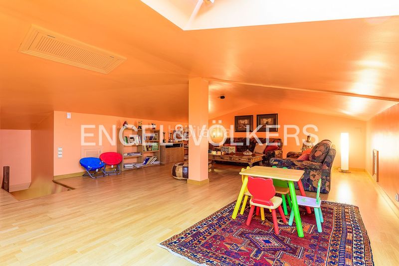 Foto b7ac1308-bda4-439e-adbf-1a362c32f9cf. Rent semi detached house with heating parking pool in Oropesa del Mar