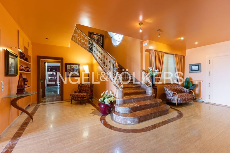 Foto d0f51e5b-da29-4344-ad92-2ba6ce9cf93c. Rent semi detached house with heating parking pool in Oropesa del Mar