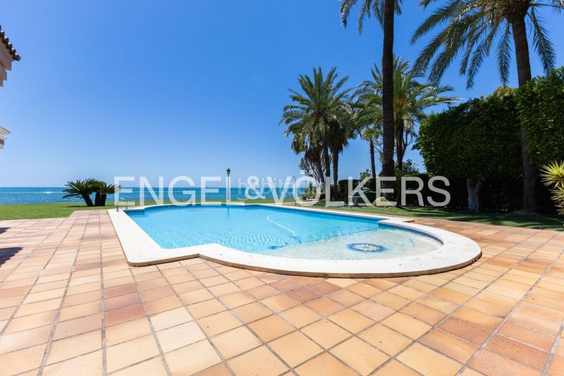 Foto df2fe208-20db-489d-9d63-60eed62c1645. Rent semi detached house with heating parking pool in Oropesa del Mar