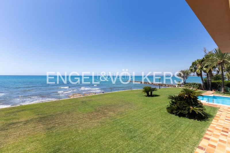 Foto e86750bc-18c9-4e8e-9705-216e73cc1d78. Rent semi detached house with heating parking pool in Oropesa del Mar