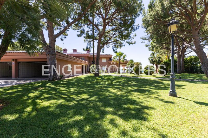 Foto f63f5c27-3cca-4f31-9626-bae85a1b01ad. Rent semi detached house with heating parking pool in Oropesa del Mar