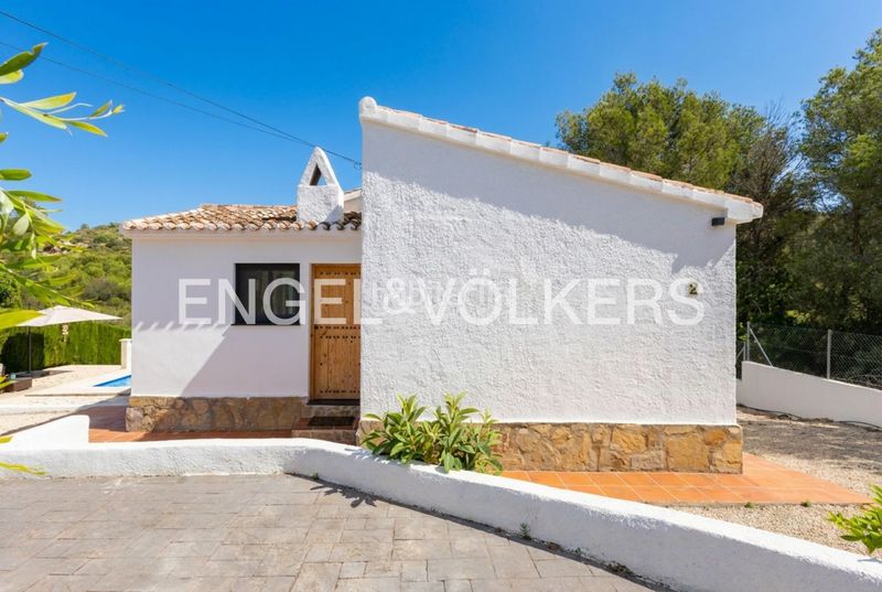 Foto b3747324-283e-46ea-a562-cad5d80d4c7a. Casa amb calefacció aparcament piscina a Cap Martí - El Tossalet - Pinomar Xàbia