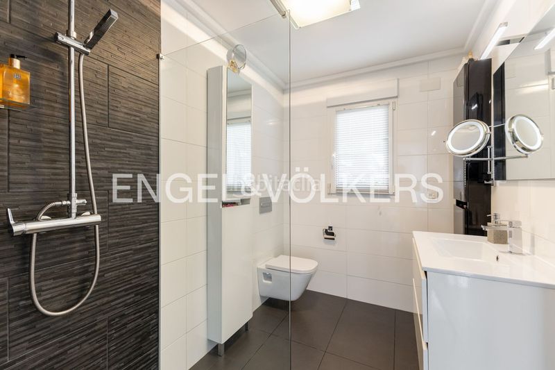 Foto 14fa2266-8666-4bbb-a6bd-632b90588d26. Casa amb calefacció aparcament piscina a Orba