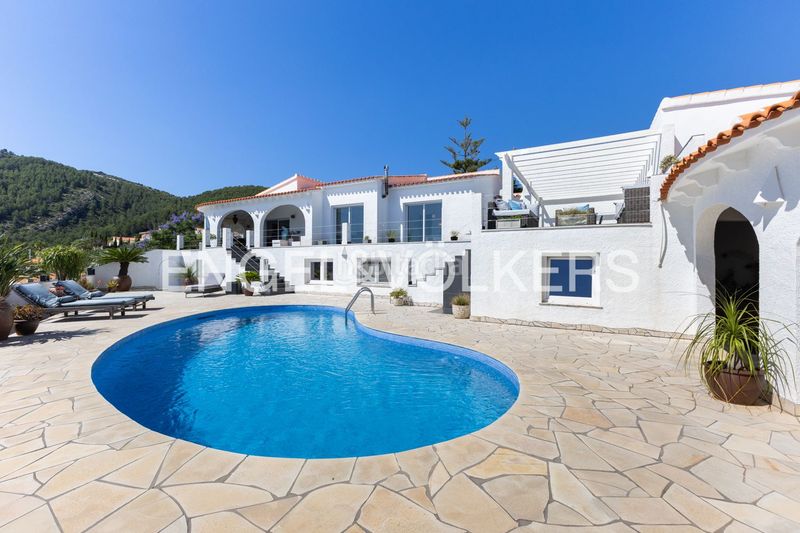 Foto 1736b86d-968e-4a87-9d7f-563905fd32f7. Casa amb calefacció aparcament piscina a Orba