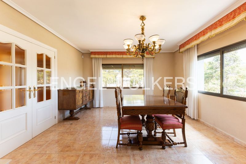 Foto fb54fa10-90f2-4338-8ca9-9b0c0e6ac22d. Casa amb calefacció aparcament a Zona Avenida Alta - Auditorio Torrent