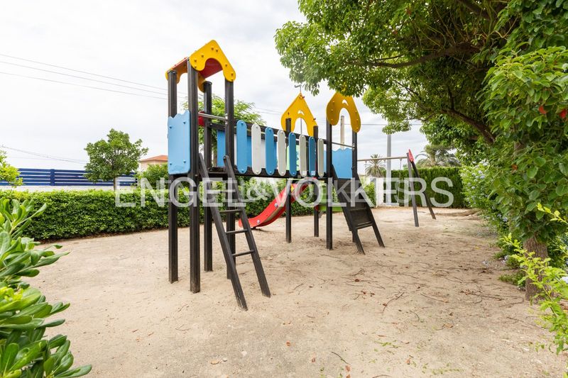 Foto b1081e2f-8628-48f2-a7d8-13e814a36255. Pis amb calefacció aparcament piscina a Devessa - Monte Pego Dénia