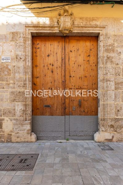 Foto 4a7df7b6-8331-4024-8ef7-e7e3c2d37256. Casa amb calefacció aparcament a La Seu Valencia