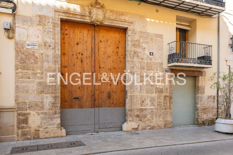 Foto 71d43f54-4ca3-4d1e-ac3b-e0af88779769. Casa amb calefacció aparcament a La Seu Valencia