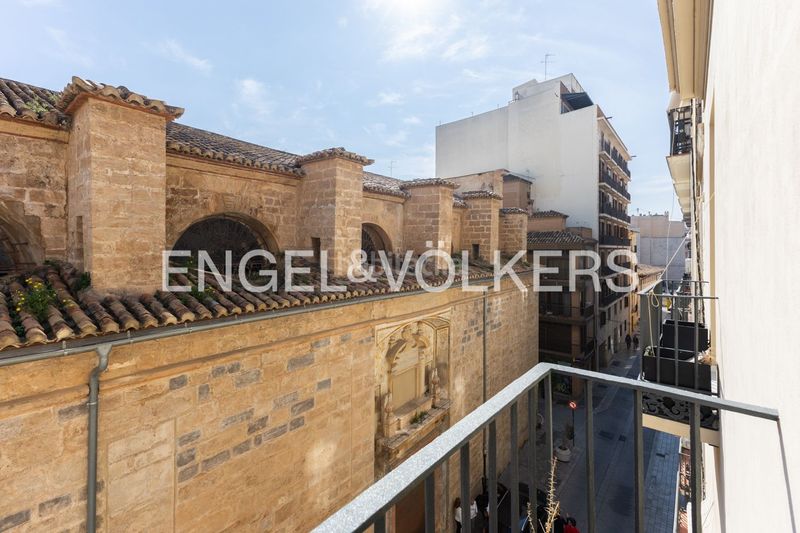 Foto a0a595a6-0a32-433d-bde1-d3d99298636d. Casa amb calefacció aparcament a La Seu Valencia