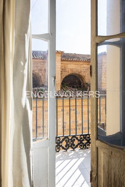 Foto a44db2ff-473e-426c-ad0b-593c2e1cd13f. Casa amb calefacció aparcament a La Seu Valencia