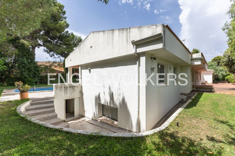 Foto bff8e9ab-db1f-4534-a596-70139ec8ba46. Casa amb calefacció aparcament piscina a Rocafort