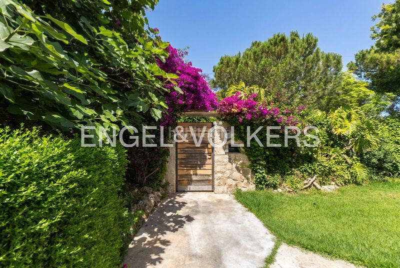 Foto c421ace5-4484-4aaf-beb5-92ec487769f4. Casa amb calefacció aparcament piscina a Rocafort