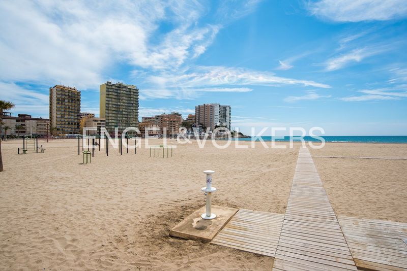 Foto 1f61e4ef-fcef-4fa5-a730-124cf29332ef. Pis amb calefacció aparcament piscina a Aguamarina Oropesa del Mar