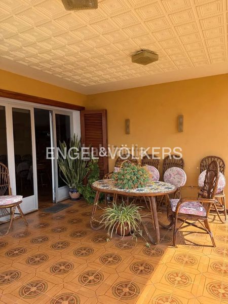 Foto 0e6fa750-aa08-4048-b358-bc0bd5ea30ca. Casa amb calefacció aparcament a Playa Burriana