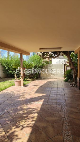 Foto 7757d201-fffa-47bb-be04-c73469592e49. Casa amb calefacció aparcament a Playa Burriana