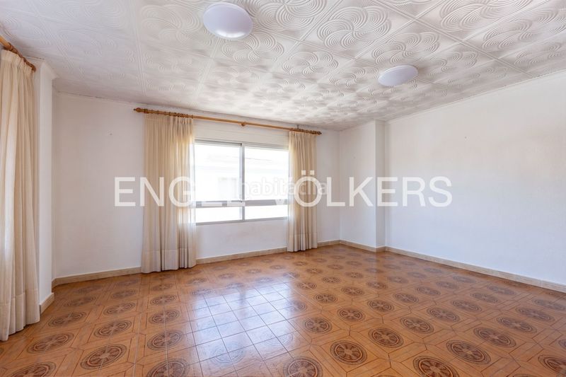 Foto dae1807b-36e0-4de2-a2c3-0eb572fc8a8e. Casa amb calefacció aparcament a Playa Burriana